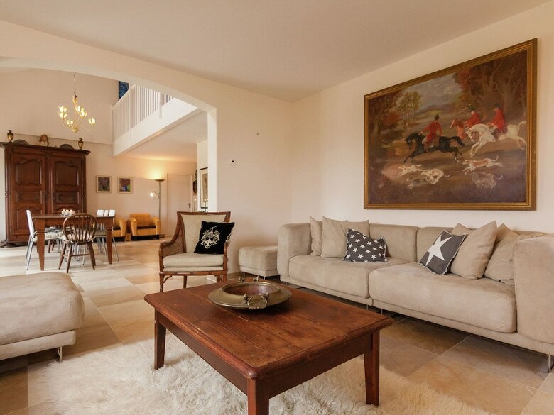 Spacious Luxury Villa With Private Heated Pool And Sauna At An Golf Course