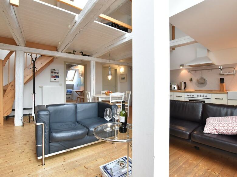 Spacious Apartment Near Sea In Wismar