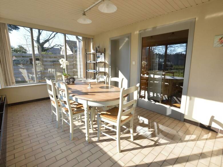 Spacious Holiday Home Near Forest In Peer