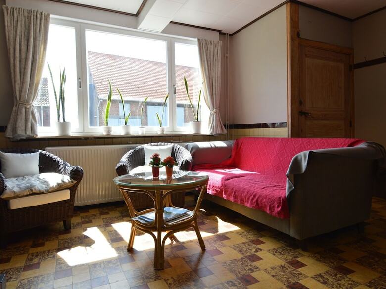 Traditional Holiday Home In Zwalm With Garden