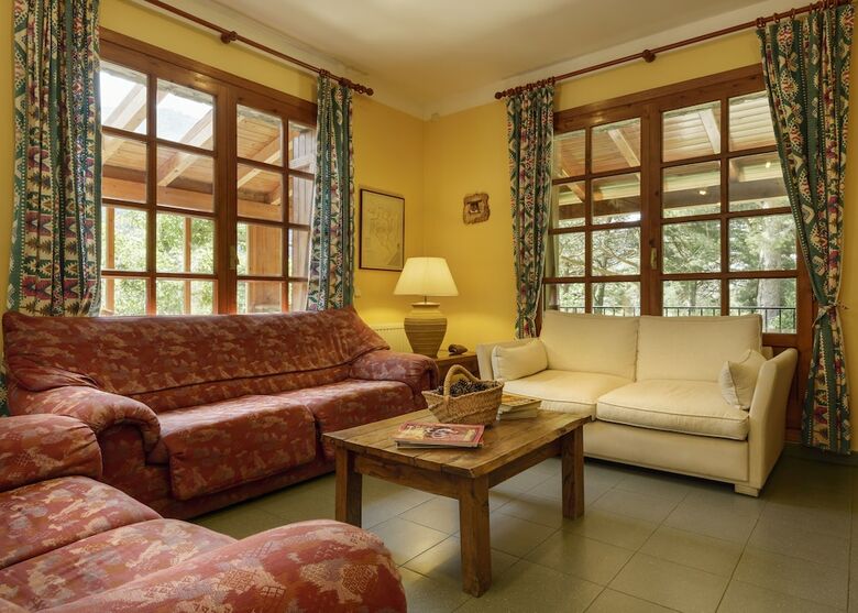 Aparthotel Hotel de Monta�a Us�n