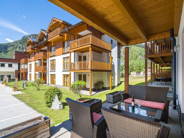 Stunning Apartment In Rauris By The Forest