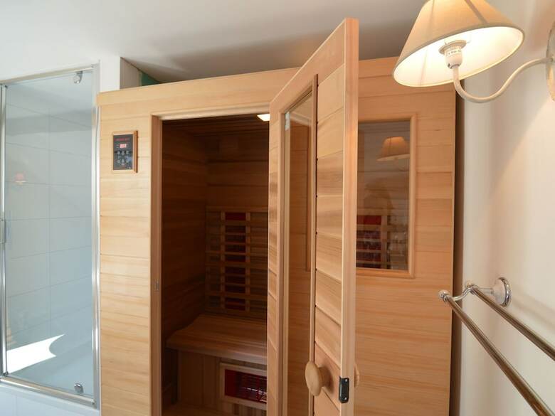 Dreamy Holiday Home In Fays With Sauna