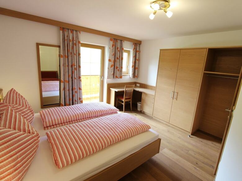 Spacious Apartment In Mittersill With Balcony