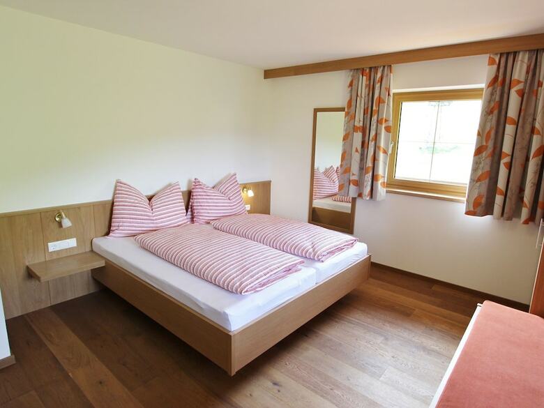 Spacious Apartment In Mittersill With Balcony