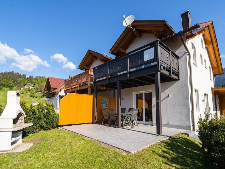 Spacious Chalet In K�tschach-mauthen Near Ski Area