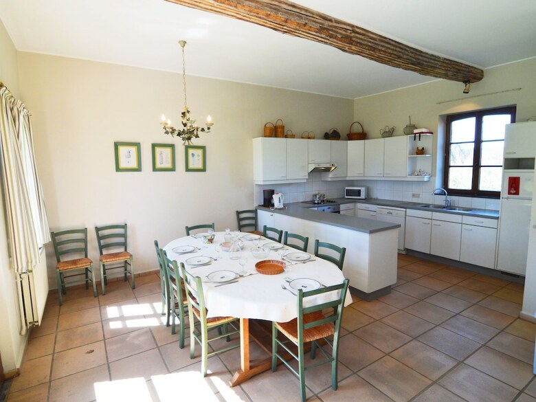 Modern Cottage In Barvaux-condroz Amidst Meadows