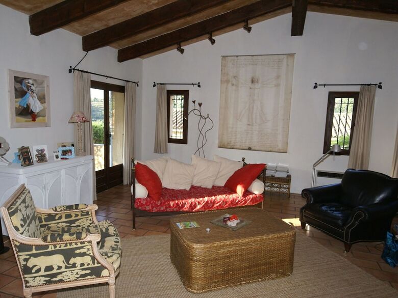 Charming Villa In Vence With Swimming Pool