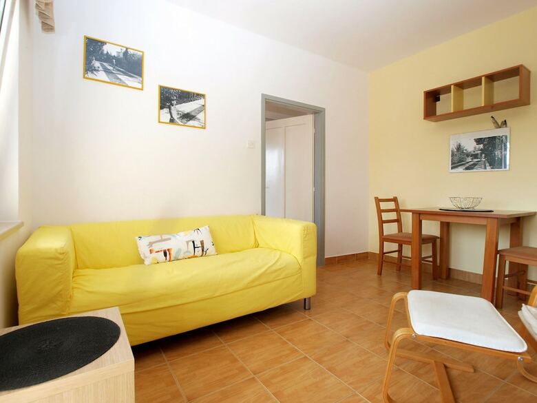 Apartment 1804