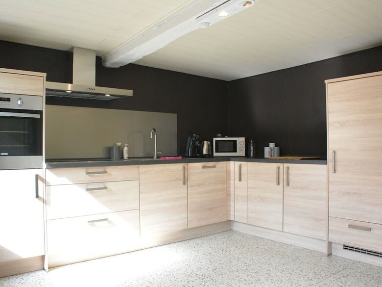 Vintage Holiday Home In Vencimont With Terrace