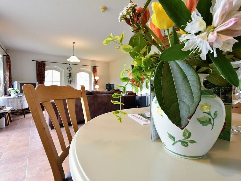 Ranquil Holiday Home In Bronckhorst Near Forest"