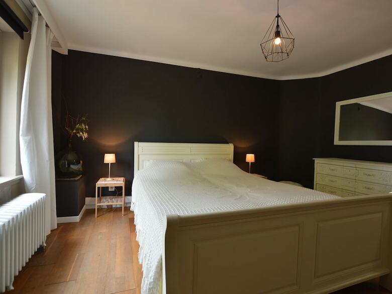 Beautiful Group House With Large Garden And 2 Terraces