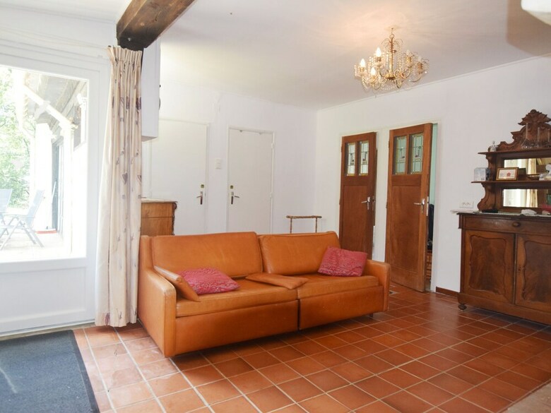Charming Holiday Home Near River In Vallon-pont-d'arc