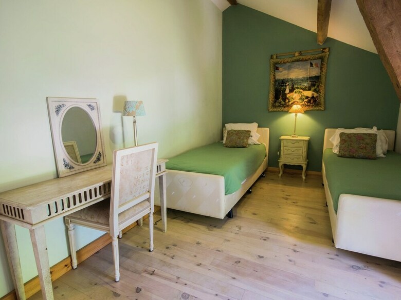 Luxurious Holiday Home In Buzon With Private Pool