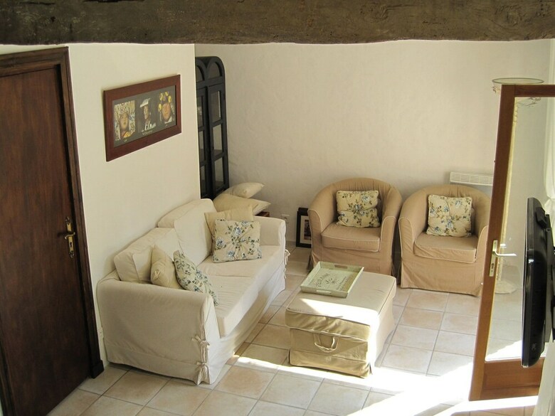 Luxurious Holiday Home In Buzon With Private Pool