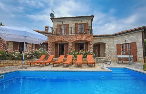 Villas Heraki By Istarski Dvori