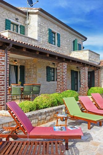 Villas Heraki By Istarski Dvori