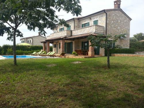 Villas Heraki By Istarski Dvori