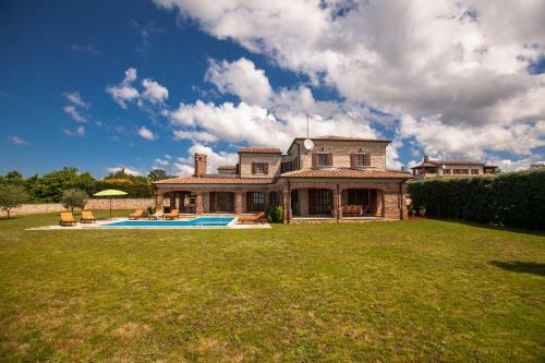 Villas Heraki By Istarski Dvori
