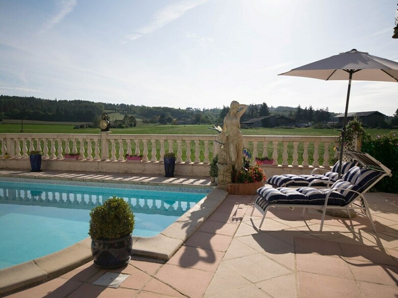 Cozy Holiday Home In Montayral With Swimming Pool
