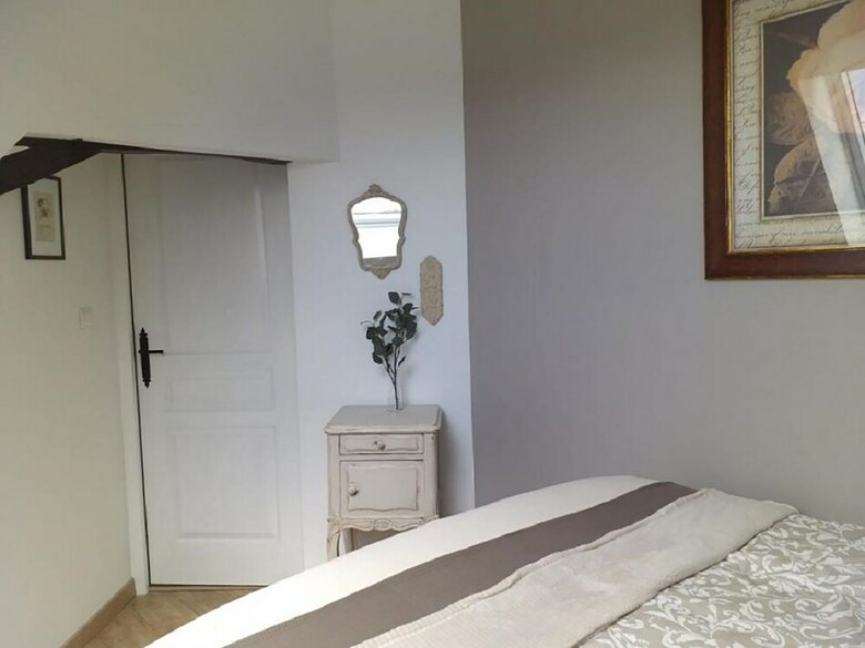 Chic Villa In La Chapelle-blanche-saint-martin With Jacuzzi
