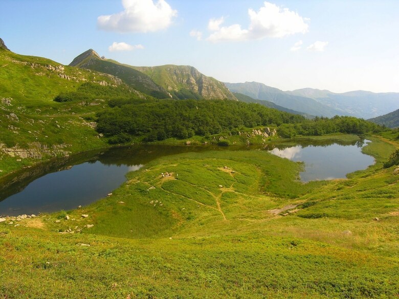 Spacious Chalet In Cutigliano With Swimming Pool