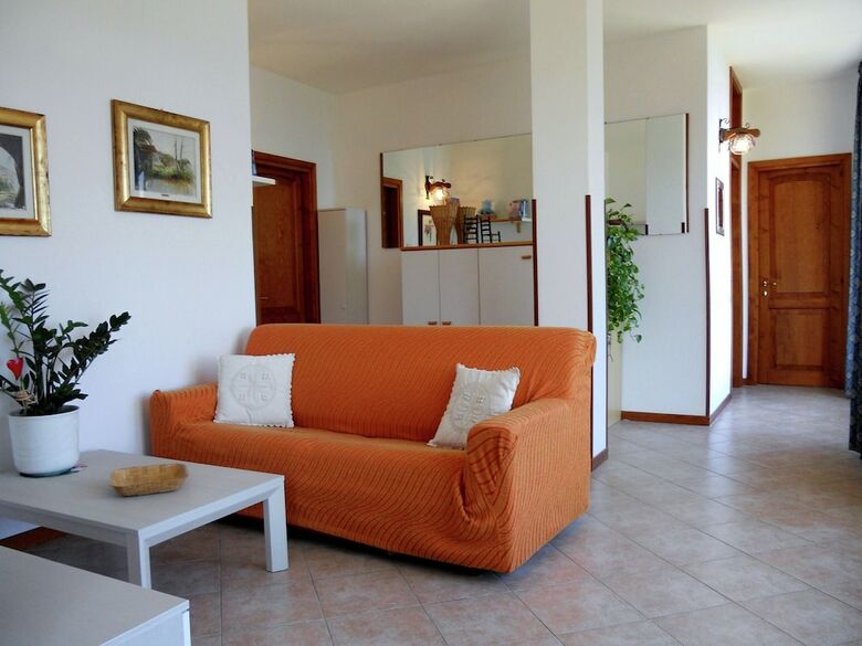 Spacious Apartment With Swimming Pool In Gravedona