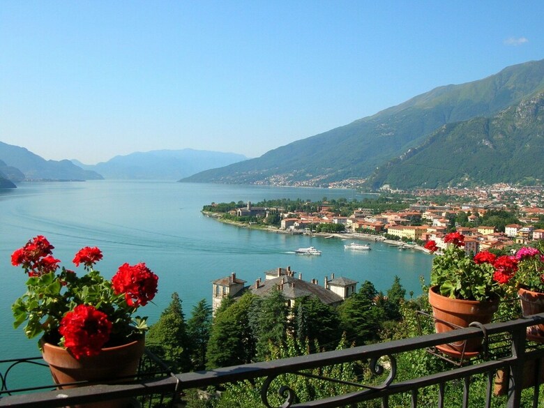 Spacious Apartment With Swimming Pool In Gravedona