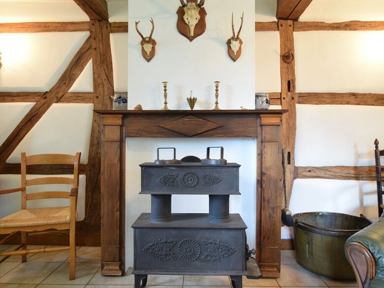 Authentic Cottage In Weris With Private Garden