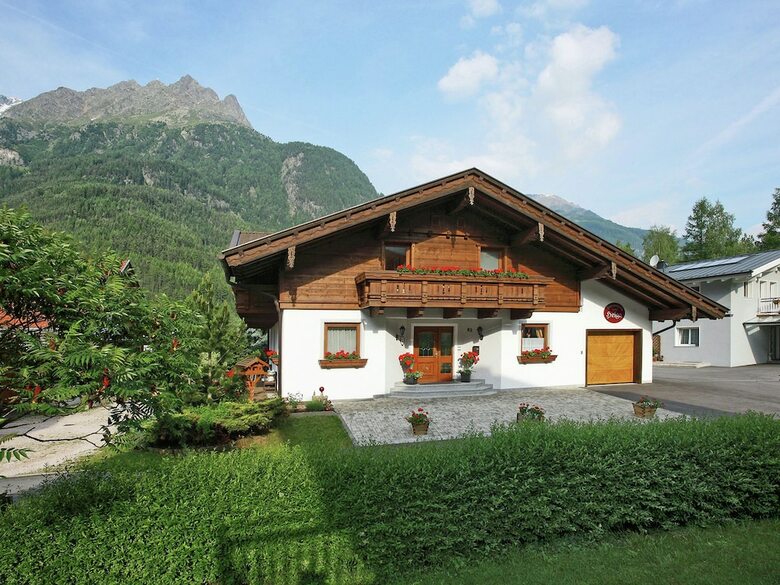 Serene Apartment In L�ngenfeld With Terrace And Heating