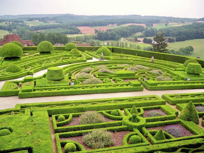 Comfortable Gite In Picturesque Medieval Village