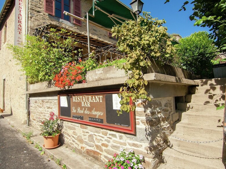 Comfortable Gite In Picturesque Medieval Village