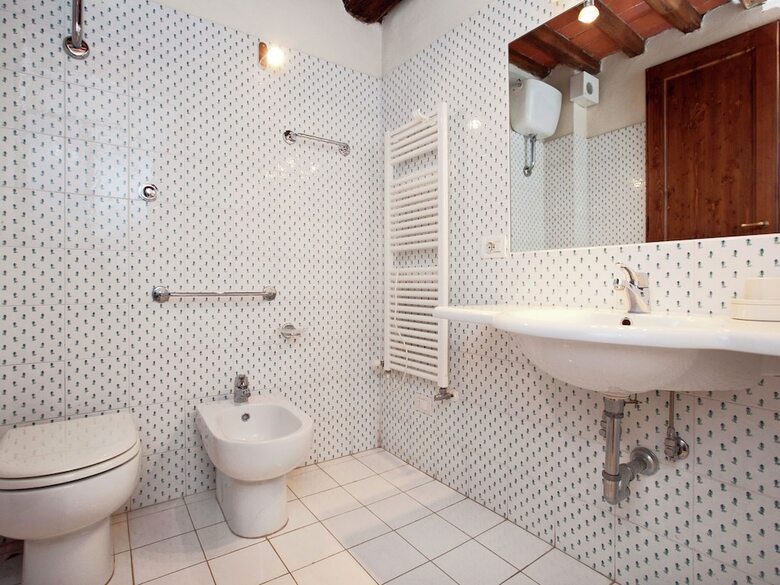 Serene Holiday Home With Garden, Pool, Terrace, Deckchairs