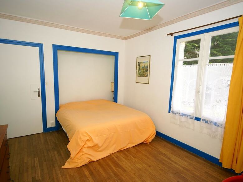 Beautiful Holiday Home With Pool, Bbq, Garden, Deckchairs
