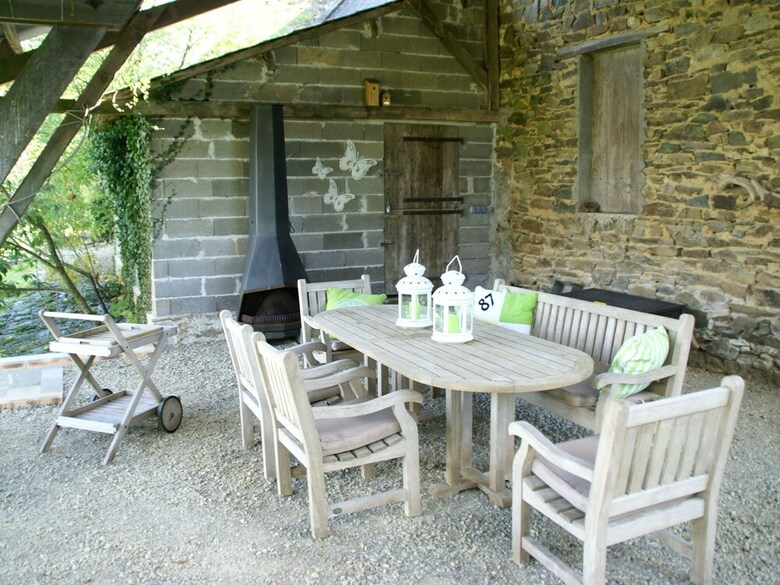 Spacious Holiday Home In Sussac With Pool