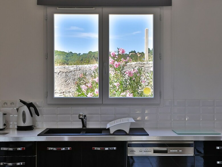 Lush Villa In Cairanne Provence With Private Pool