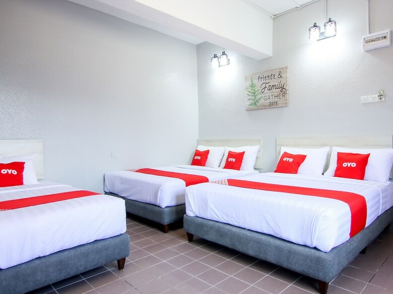 Oyo 89846 Lotus Inn Hotel