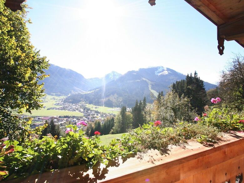Spacious Apartment With Mountain View In Brixen Im Thale