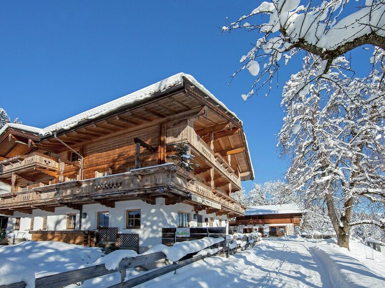 Spacious Apartment With Mountain View In Brixen Im Thale