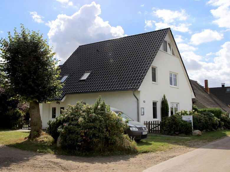 Beautiful Apartment In Insel Poel With Sauna