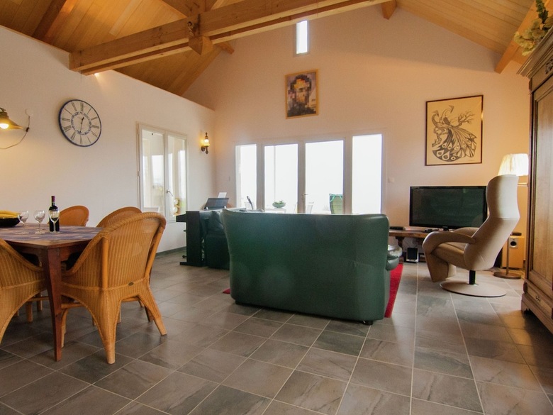 Comfortable Villa In Sioniac Limousin With Terraces