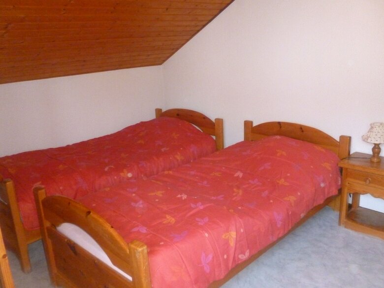 Large And Cosy Chalet, Beautiful Surroundings