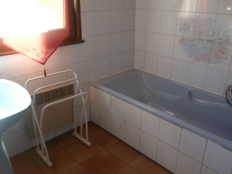 Large And Cosy Chalet, Beautiful Surroundings