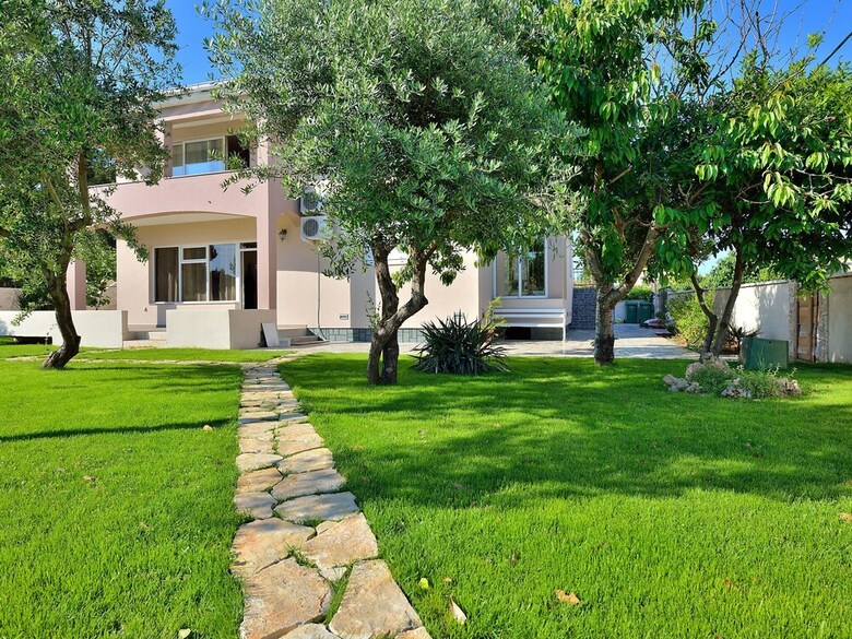 Lovely Villa In Vir With Swimming Pool