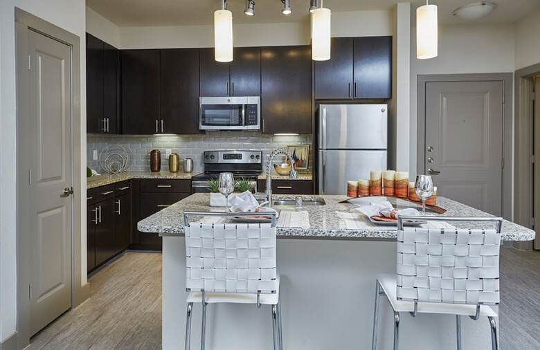 Downtown River Apartments By Barsala
