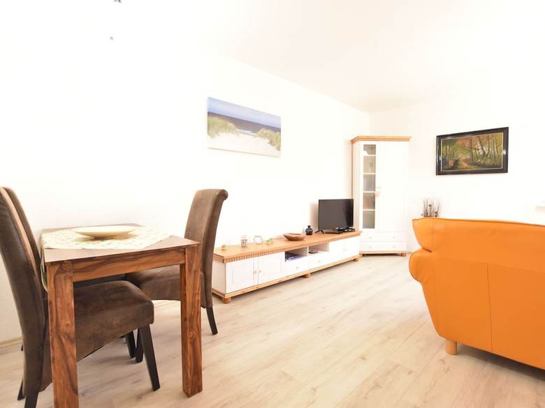 Spacious Holiday Home In Rerik With Garden