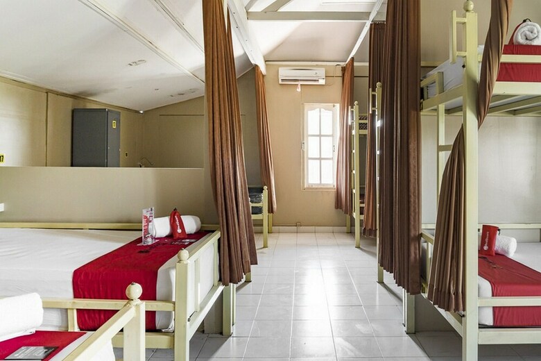 Hotel Reddoorz Hostel Near Ubud Palace