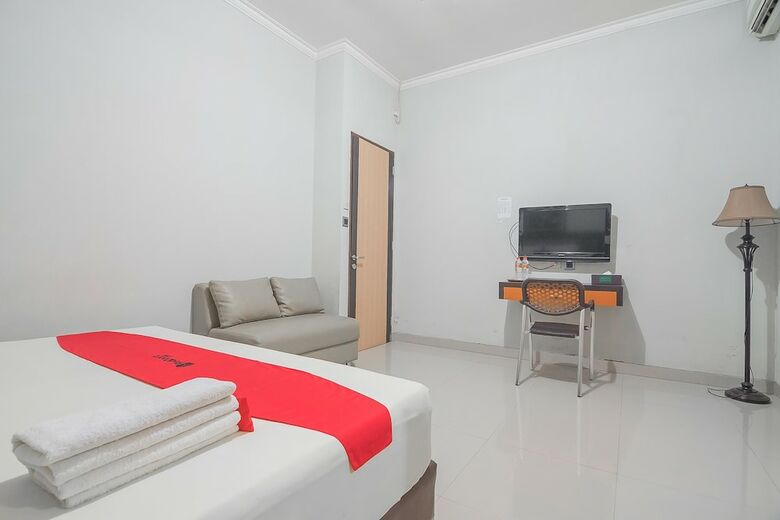 Hotel Reddoorz Syariah Plus @ Banjarbaru 2