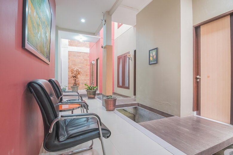 Hotel Reddoorz Syariah Plus @ Banjarbaru 2
