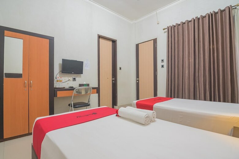Hotel Reddoorz Syariah Plus @ Banjarbaru 2